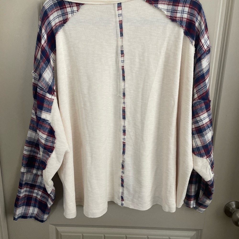 POL White and Plaid Long Sleeve Top - Picture 8 of 16